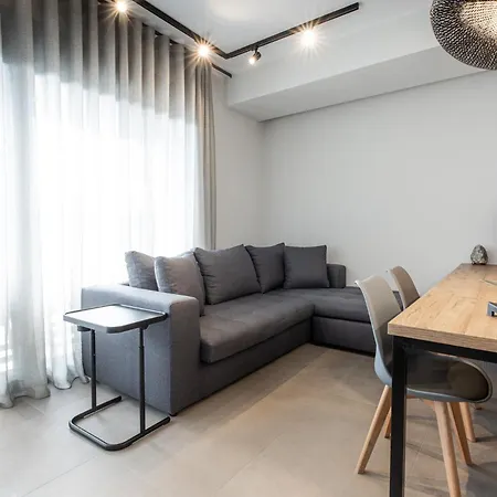 Cozy In Kalamaria, Apartment Thessaloniki