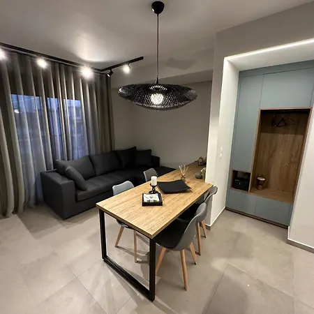 Cozy In Kalamaria, Apartment *